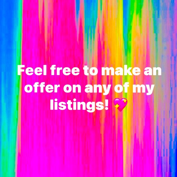 Meet your Posher, Kiss 💋 by the Moon Closet - Picture 2 of 2